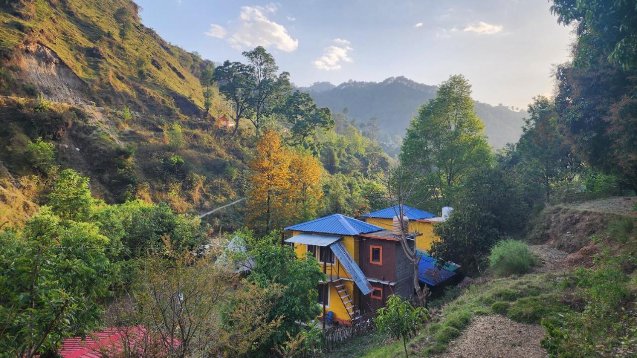 Hobo Huts By The Riverside Panuānaula Kültér fotó